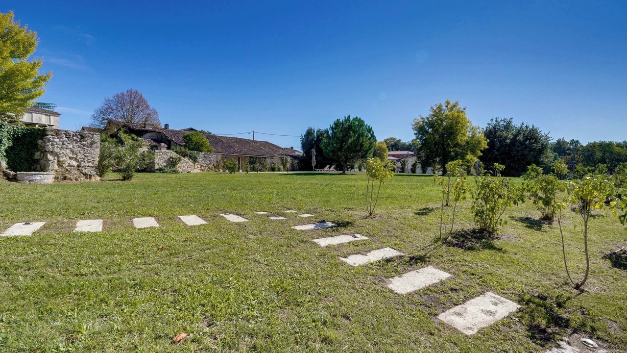 Photo of Outdoor in Verac