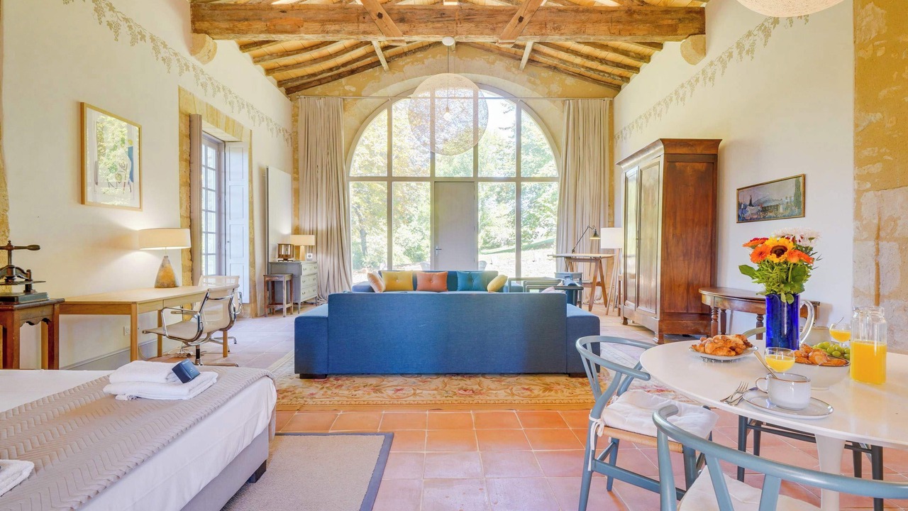 Photo of Others in Verac