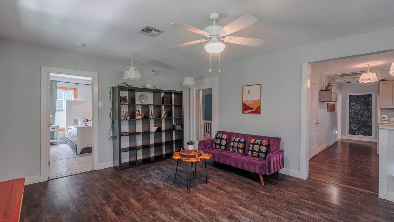 Photo of Livingroom in Central Southwest