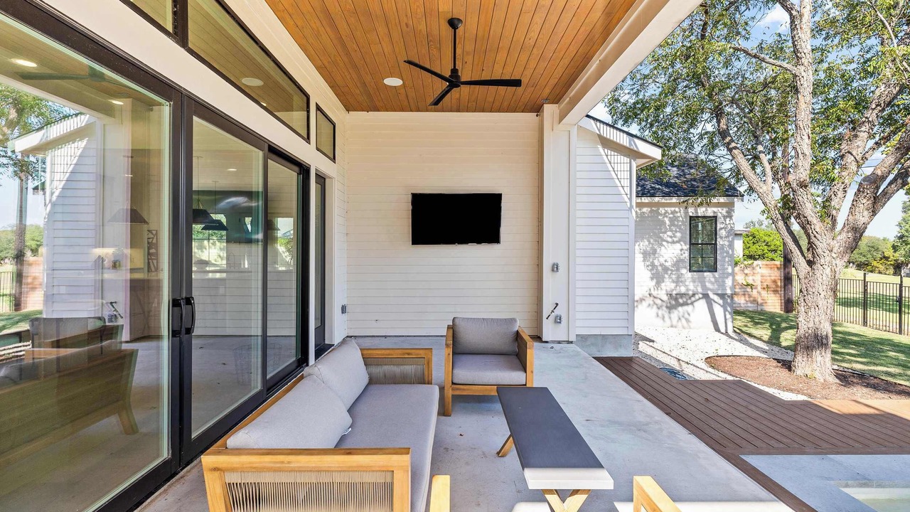 Photo of Patio Balcony in Pleasant Valley