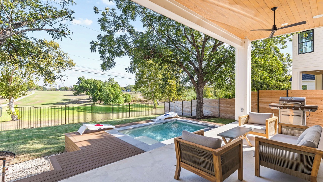Photo of Patio Balcony in Pleasant Valley