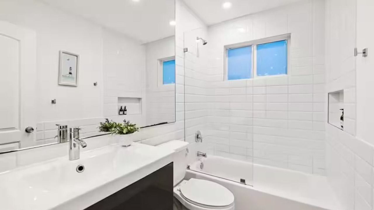 Photo of Bathroom in Coral Heights