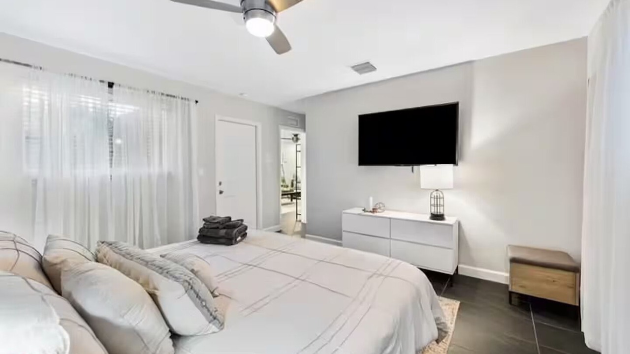 Photo of Bedroom in Coral Heights