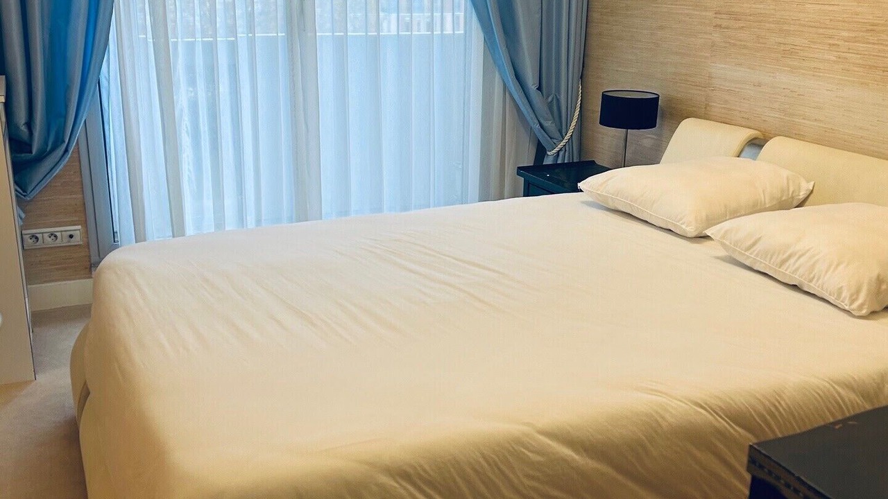 Photo of Bedroom in 19th Arrondissement