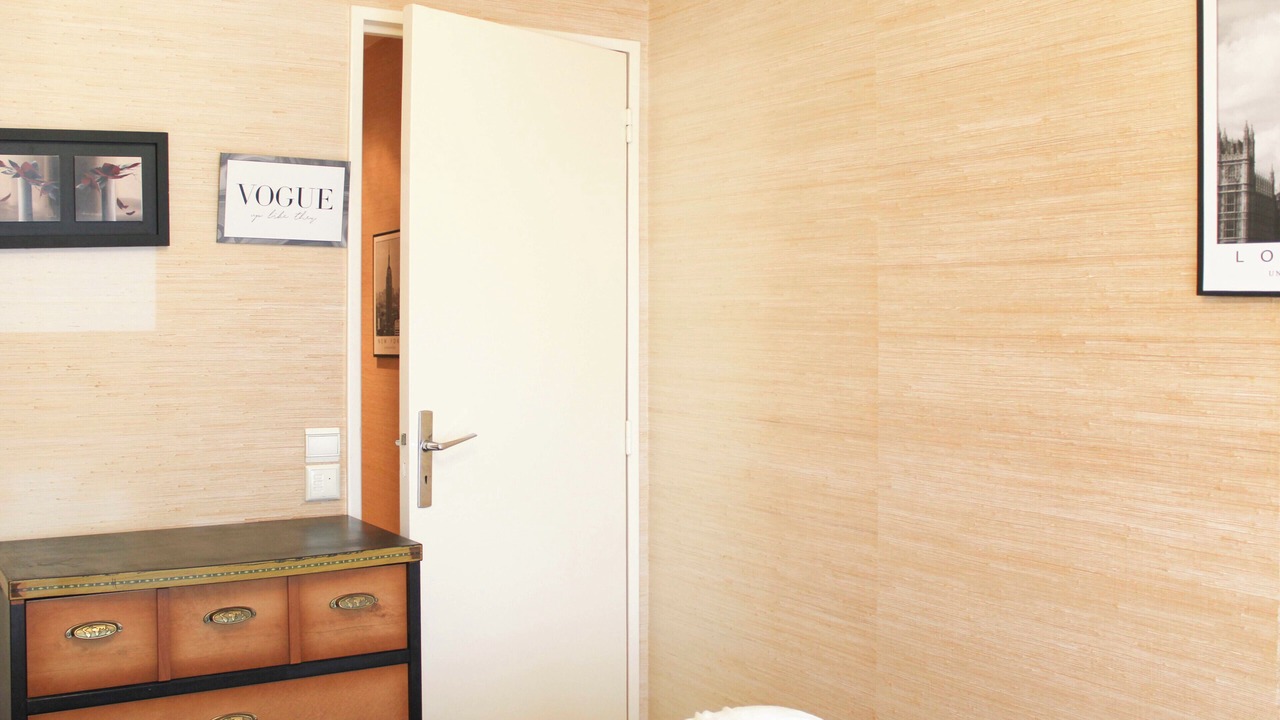 Photo of Bedroom in 19th Arrondissement