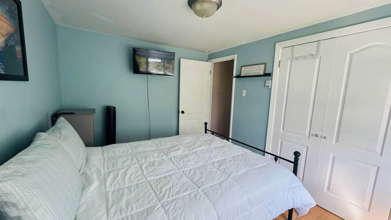 Photo of Bedroom in Labrador City