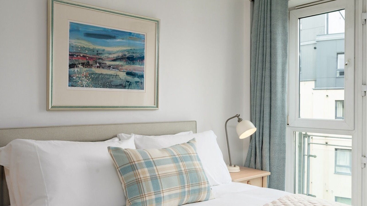 Photo of Bedroom in Tollcross