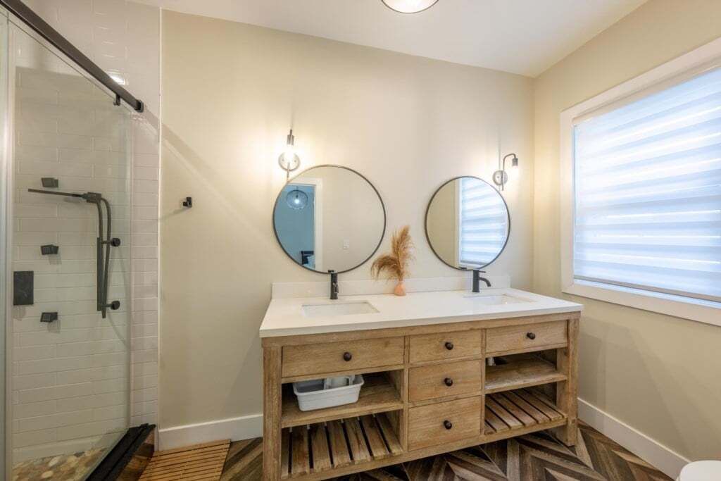 Photo of Others in Roselle