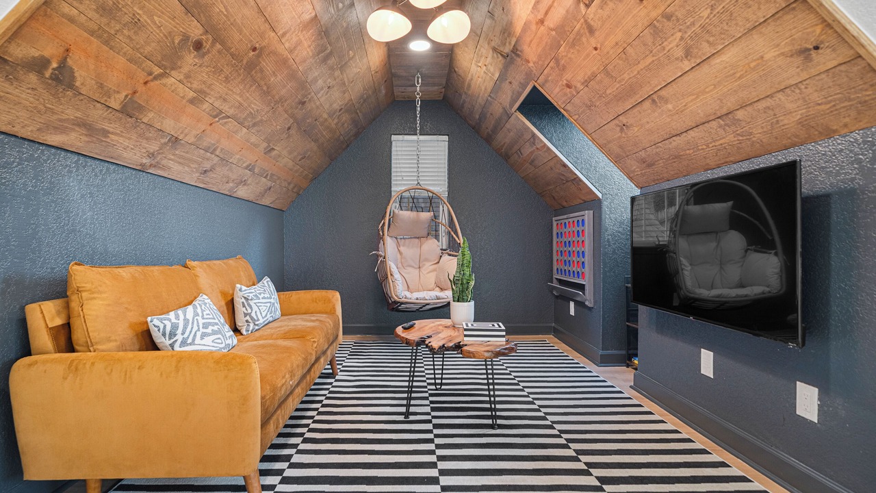 Photo of Livingroom in Mid America