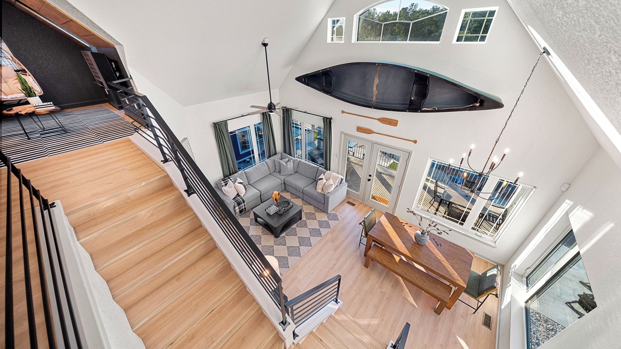 Photo of Livingroom in Mid America