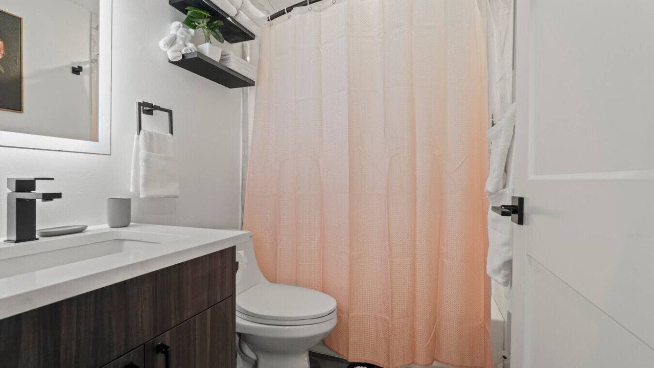 Photo of Bathroom in Mantua