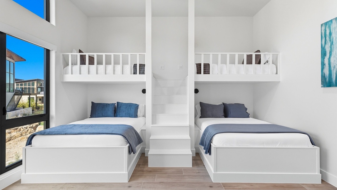 Photo of Bedroom in Graford