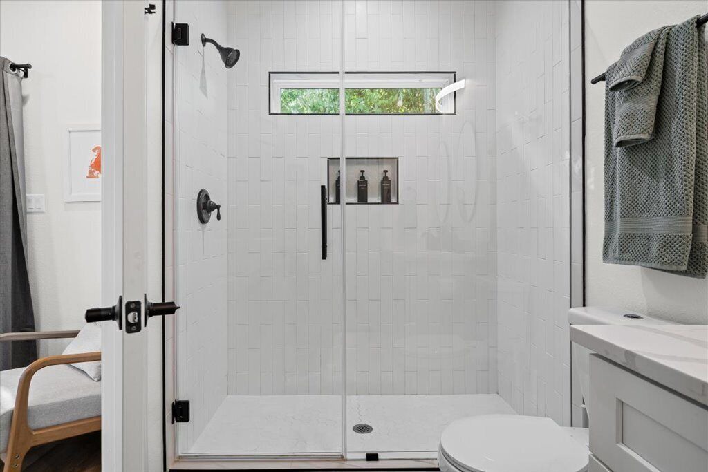 Photo of Bathroom in Lockhart