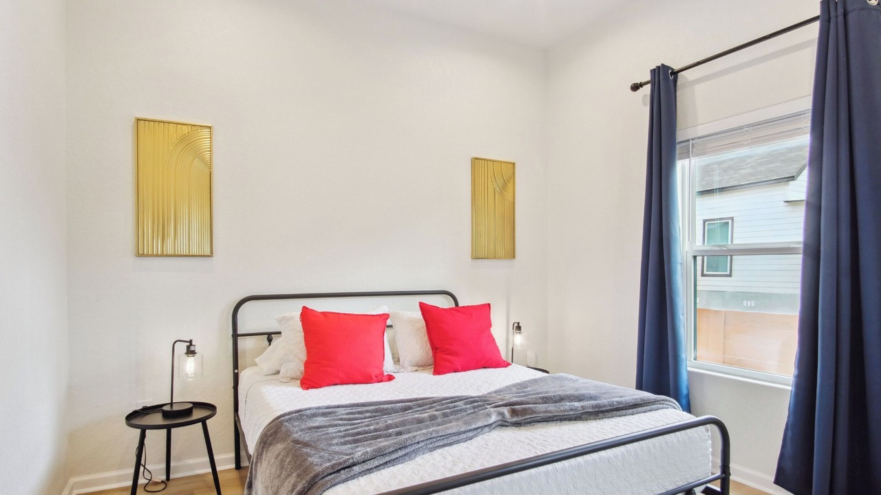 Photo of Bedroom in Near East Side