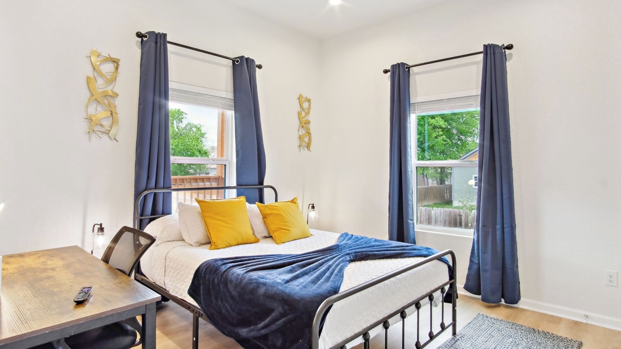 Photo of Bedroom in Near East Side