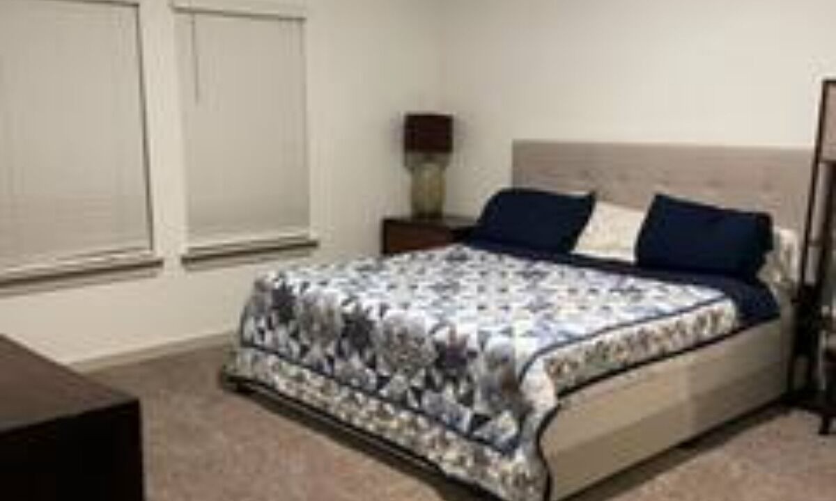 Photo of Bedroom in Iowa Colony