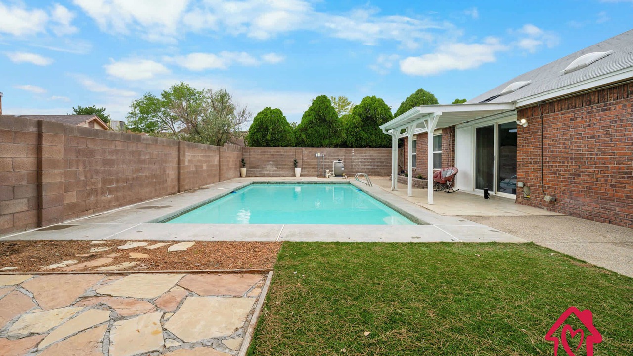 Photo of Outdoor in Taylor Ranch
