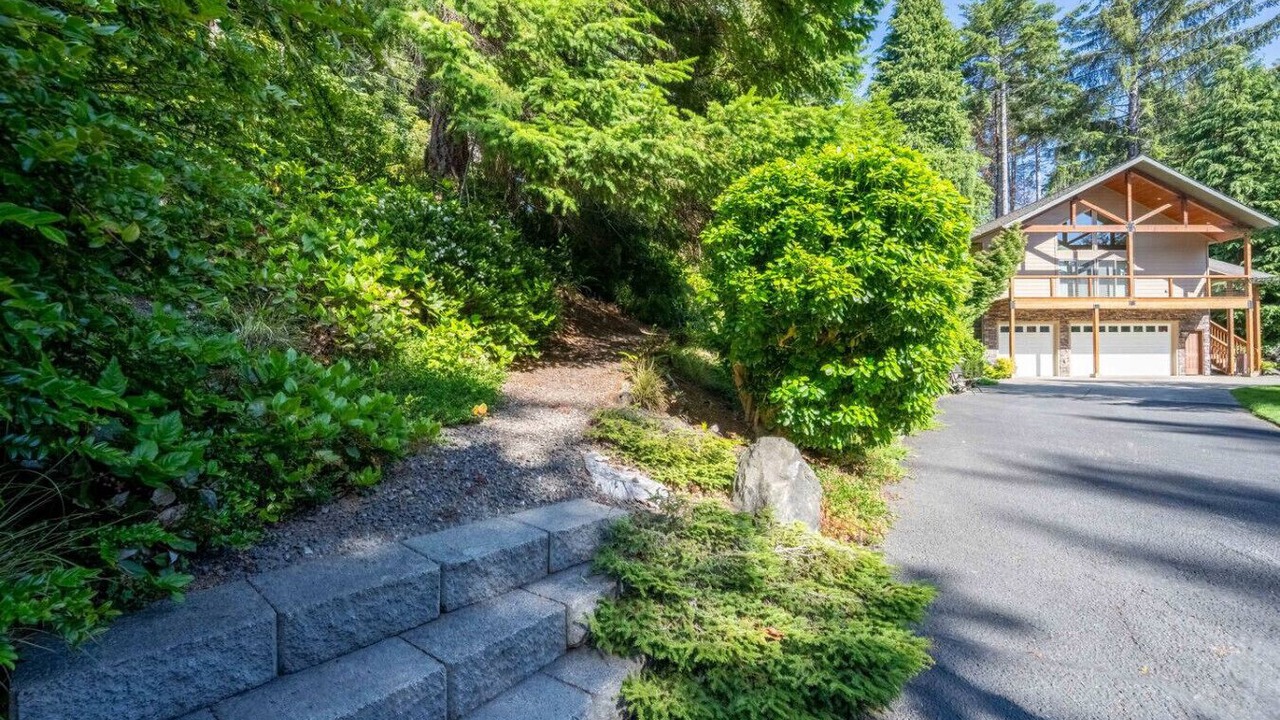 Photo of Outdoor in Saunders Lake