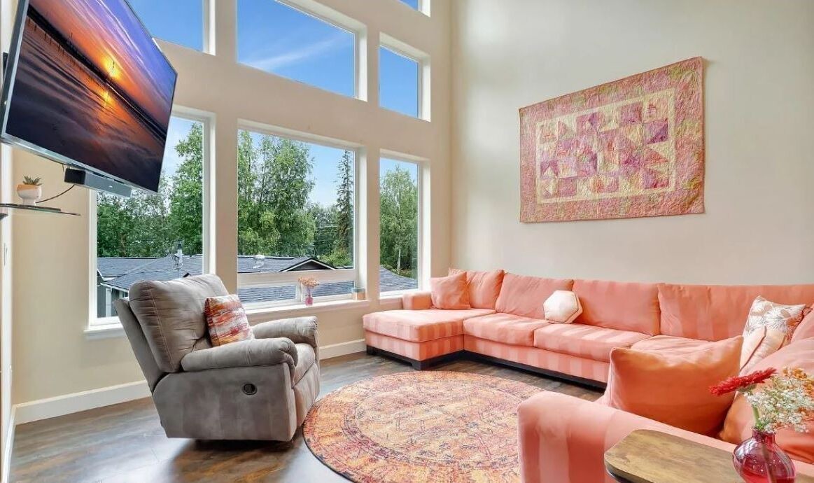 Photo of Livingroom in Huffman - O' Malley