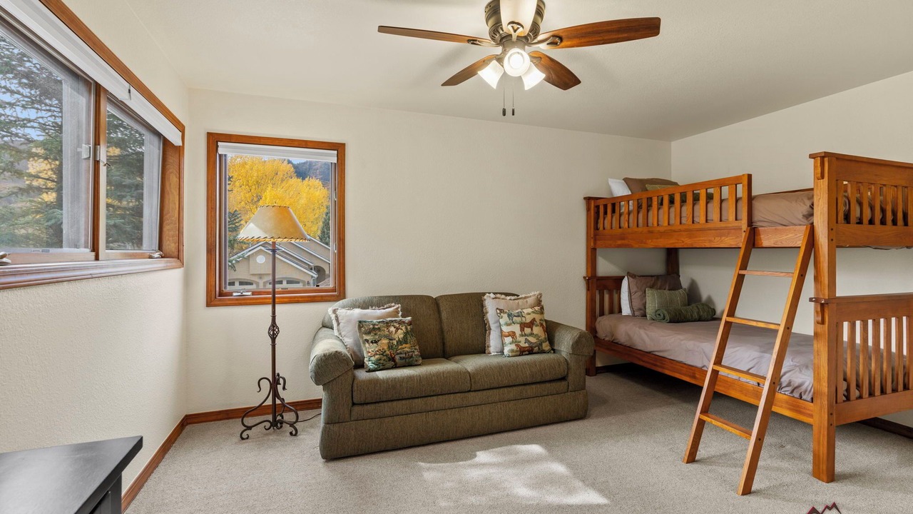 Photo of Bedroom in Dalton Ranch