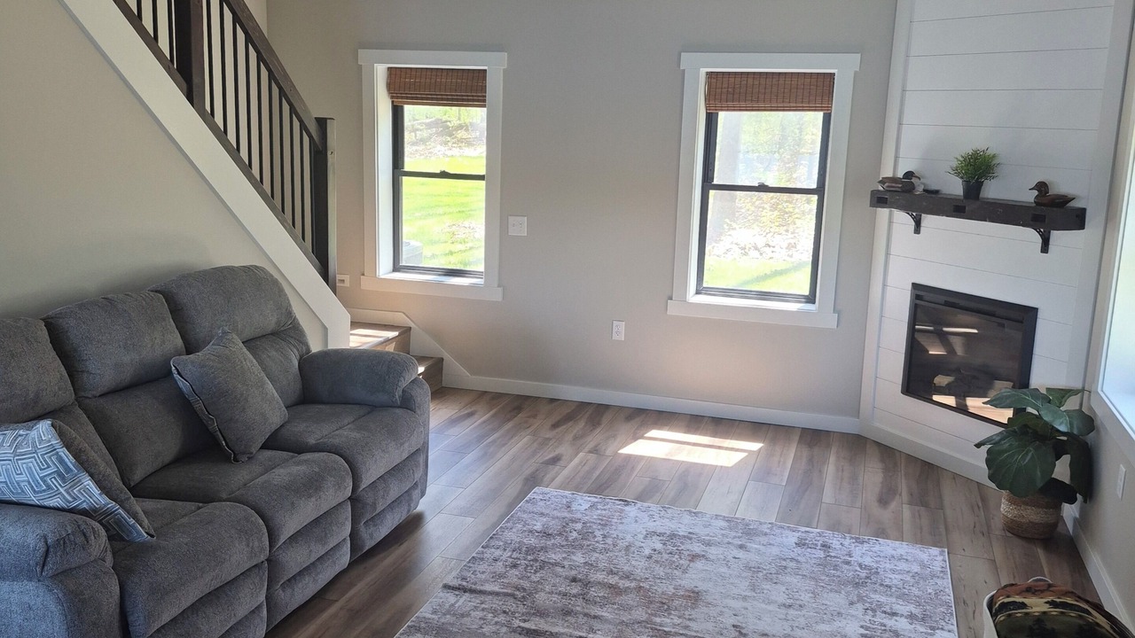 Photo of Livingroom in Fulton