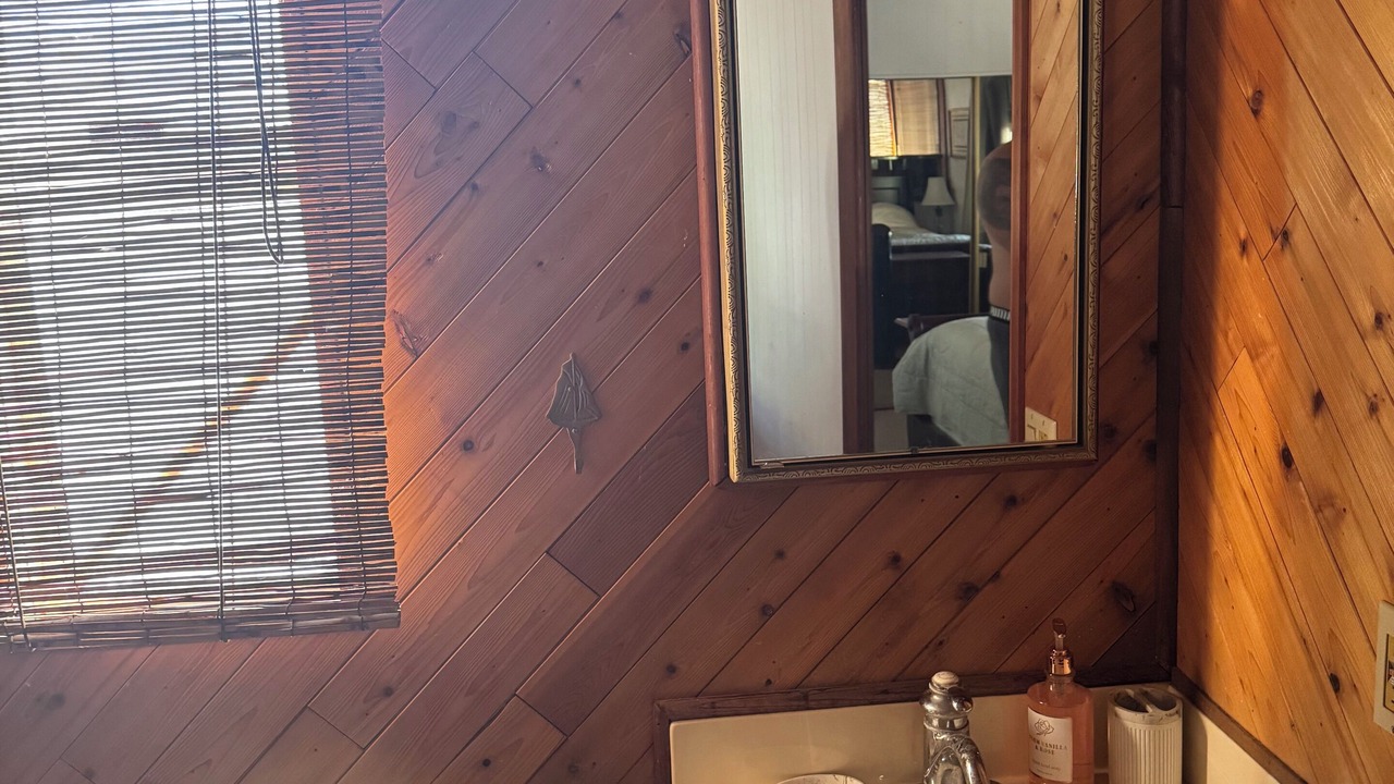 Photo of Bathroom in Frazier Park