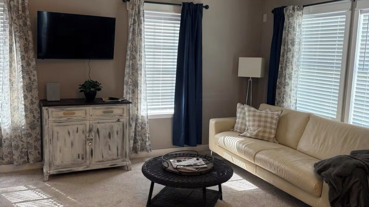 Photo of Livingroom in Fleming Island