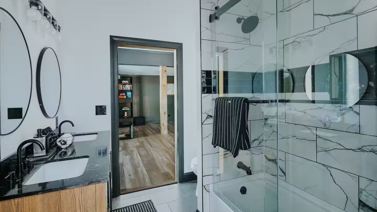 Photo of Bathroom in Saranac