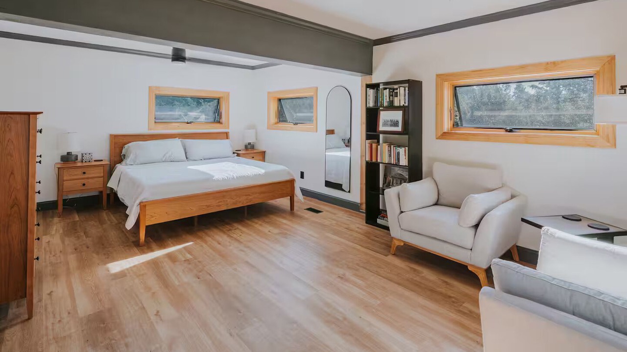 Photo of Bedroom in Saranac