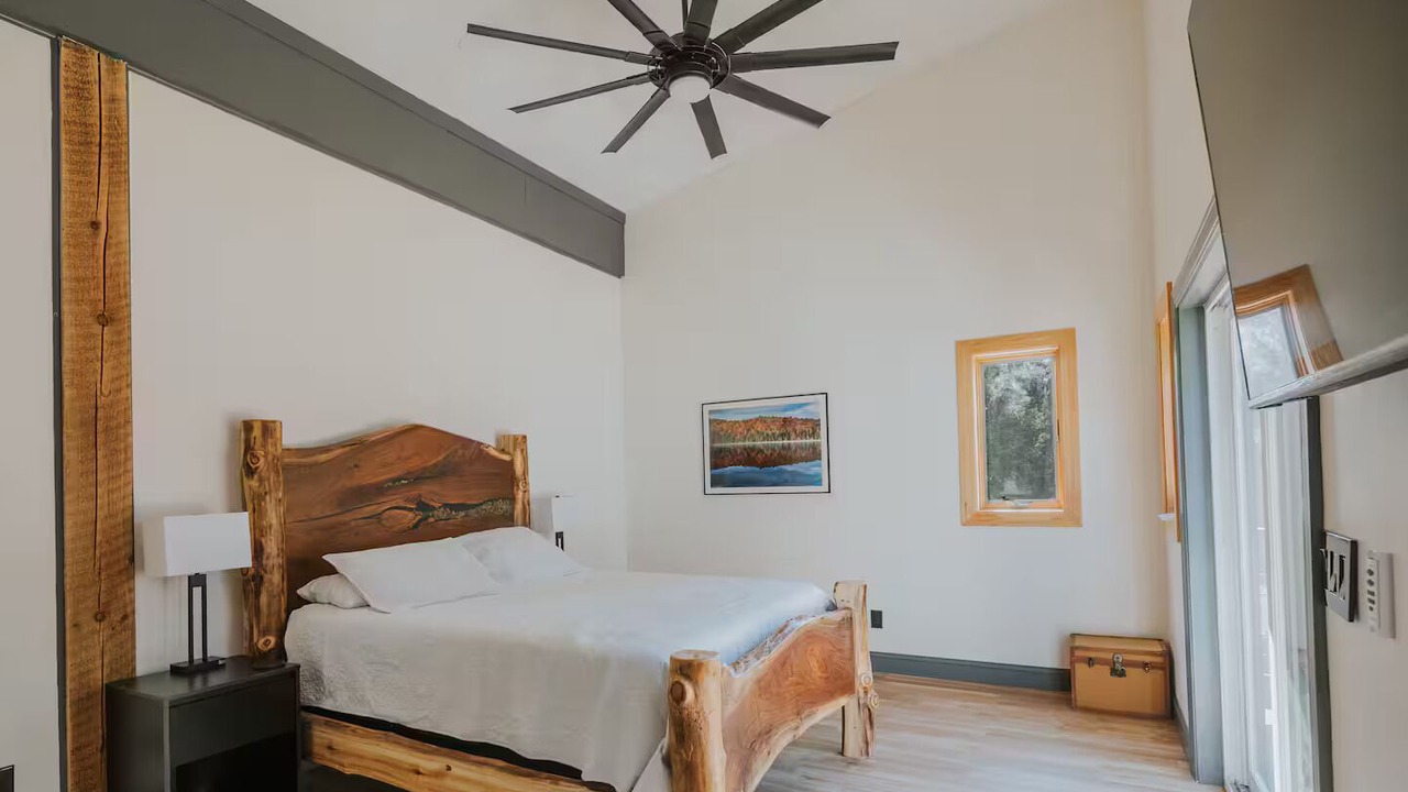 Photo of Bedroom in Saranac