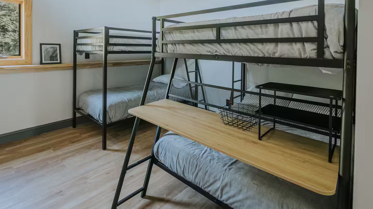 Photo of Bedroom in Saranac