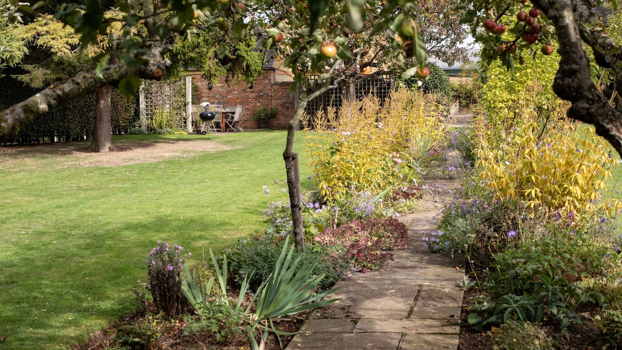 Photo of Outdoor in Todenham