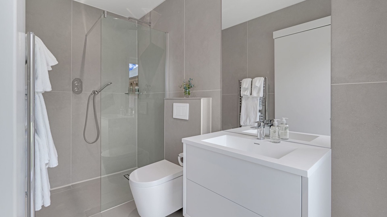 Photo of Bedroom in Erlestoke