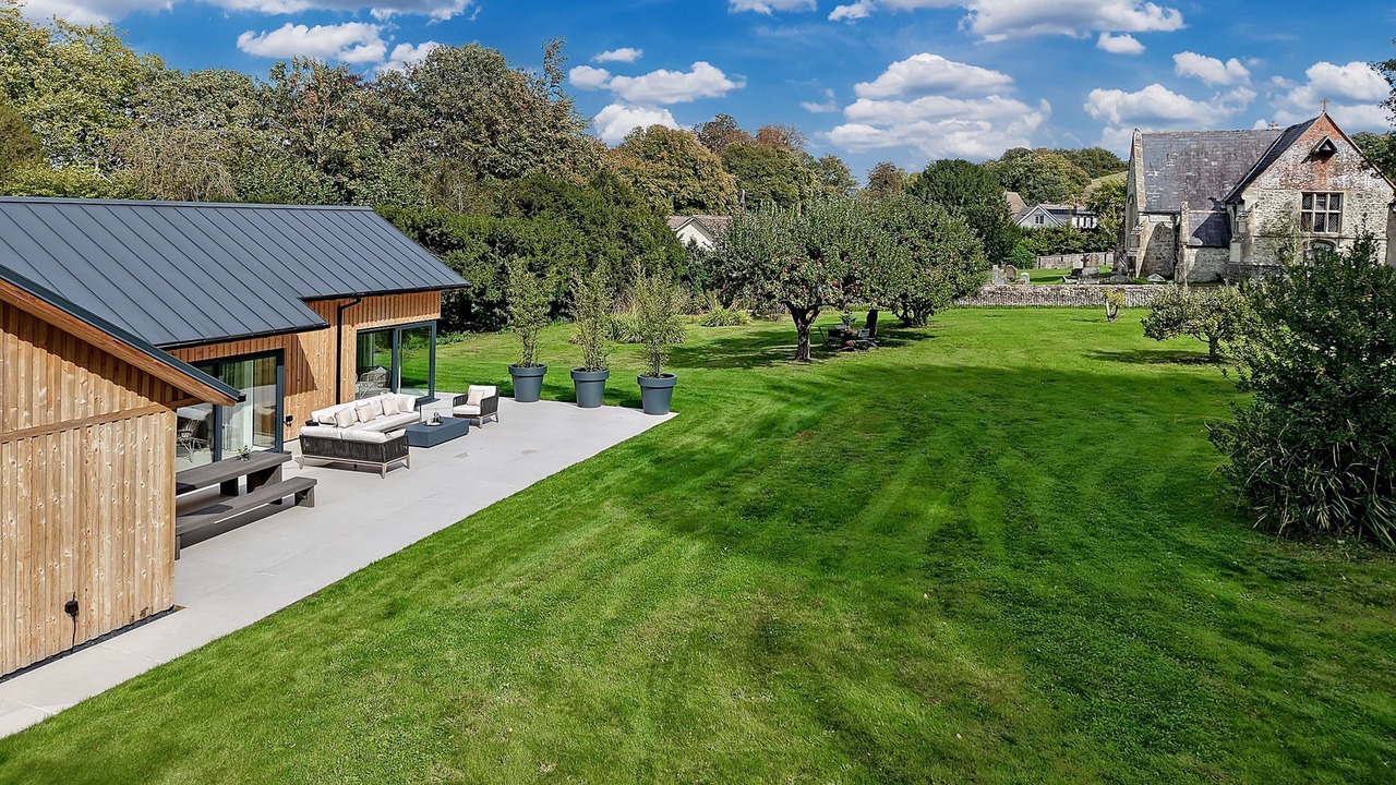 Photo of Others in Erlestoke