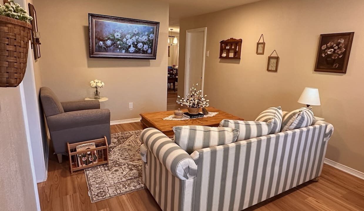 Photo of Livingroom in Balch Springs