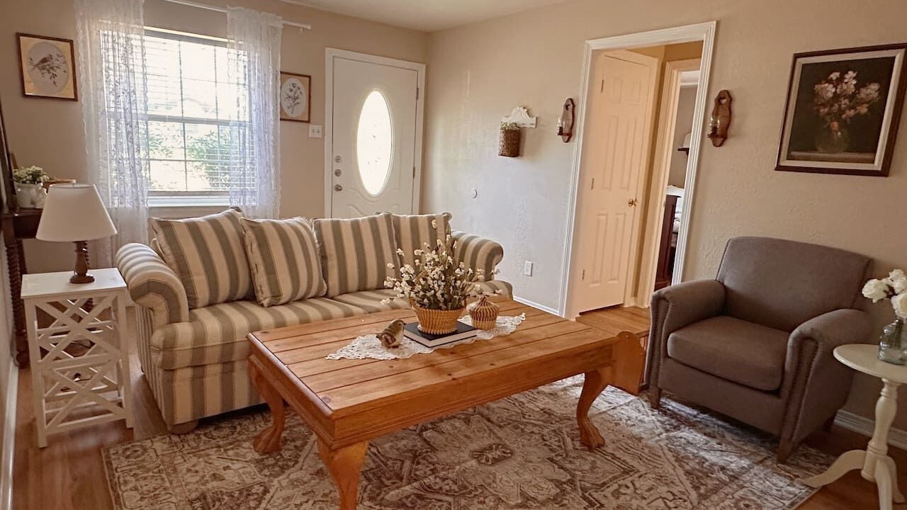Photo of Livingroom in Balch Springs