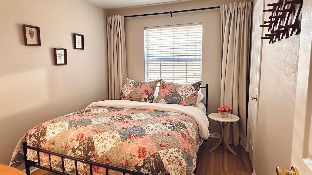 Photo of Bedroom in Balch Springs