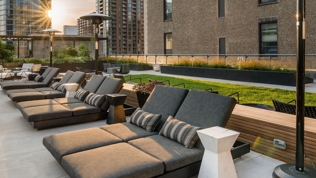 Photo of Patio Balcony in The Loop