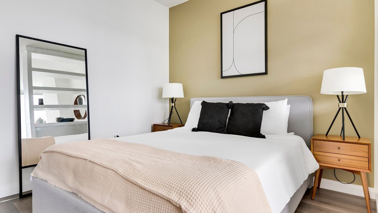 Photo of Bedroom in The Loop