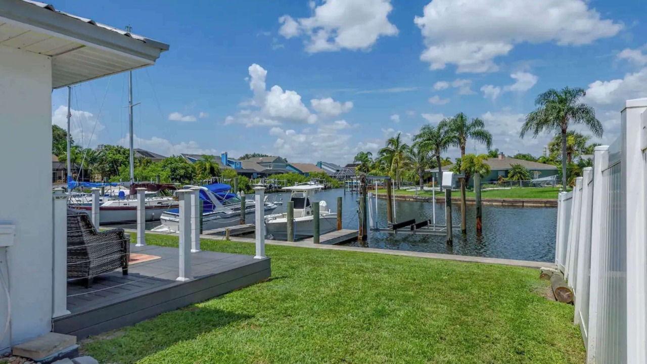 Photo of Outdoor in Apollo Beach