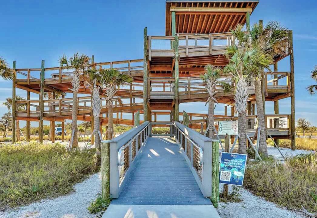 Photo of Others in Apollo Beach