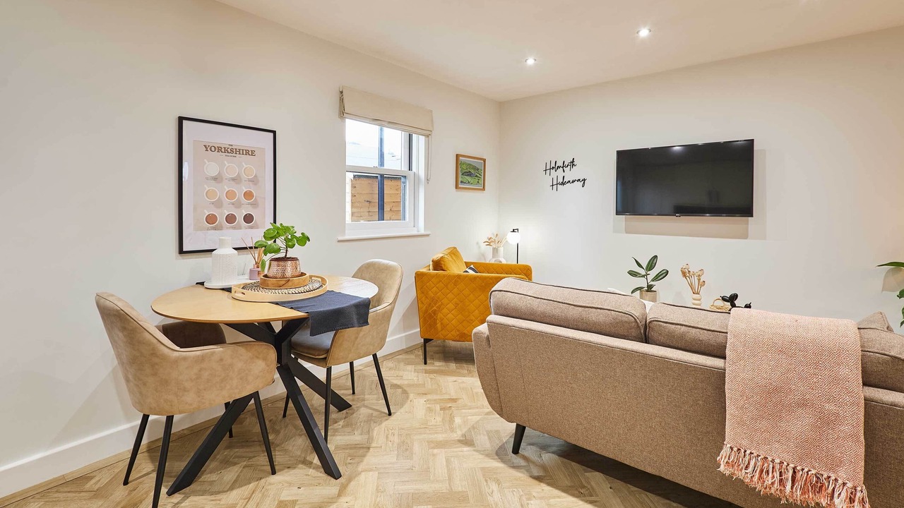 Photo of Others in Holmbridge