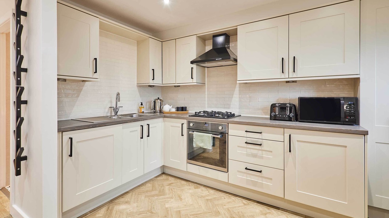 Photo of Others in Holmbridge