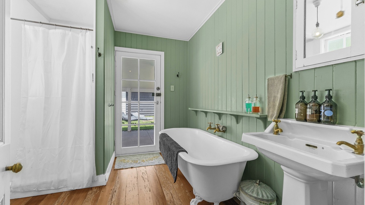 Photo of Bathroom in Devonport