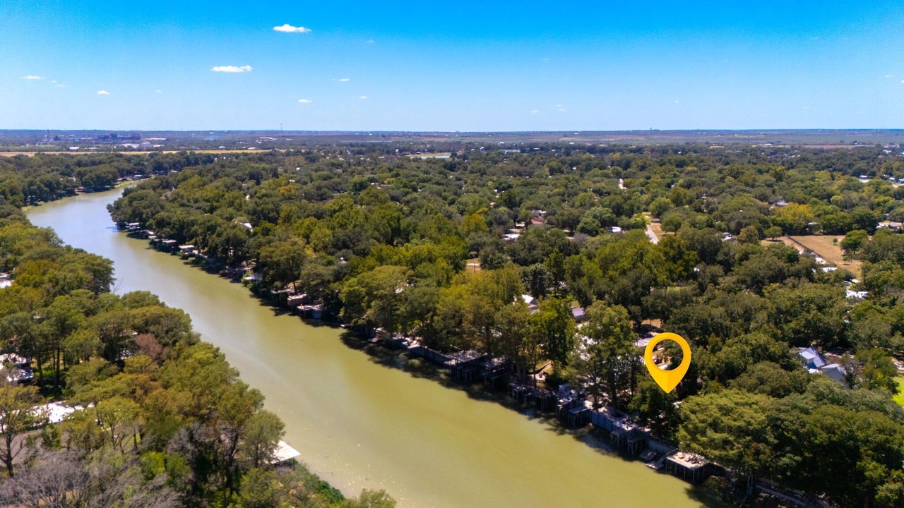 Photo of Outdoor in McQueeney