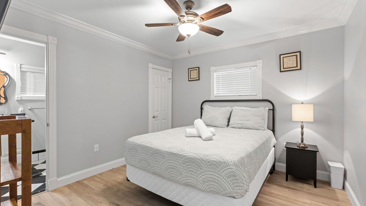 Photo of Bedroom in McQueeney