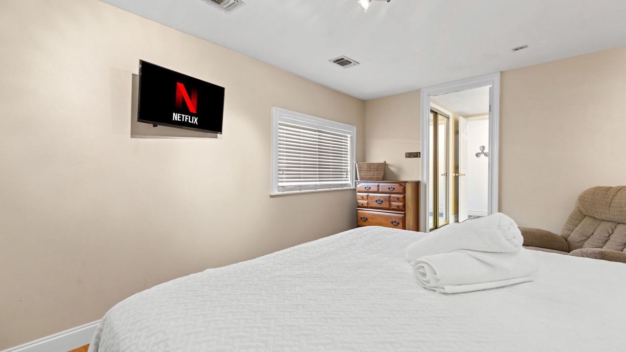 Photo of Bedroom in McQueeney