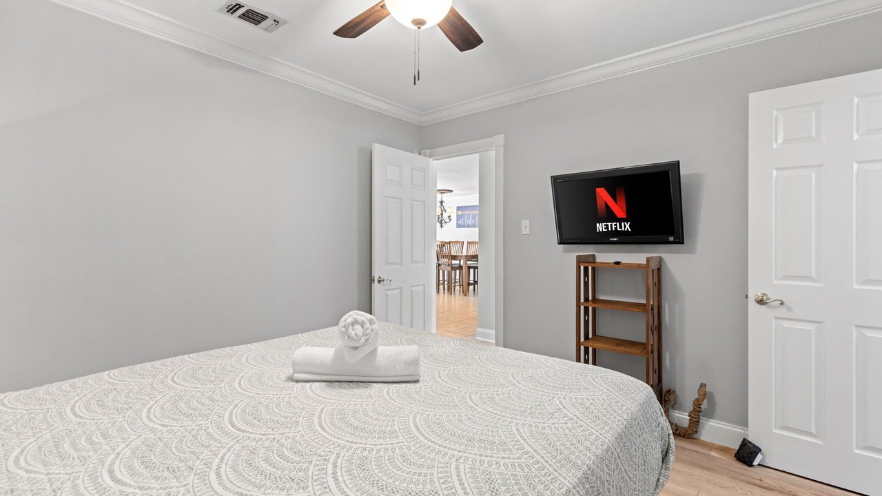 Photo of Bedroom in McQueeney
