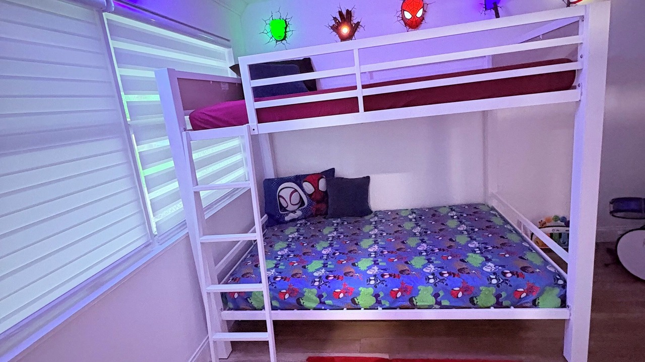 Photo of Bedroom in Lake Worth
