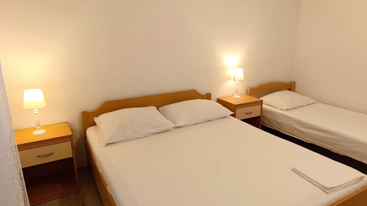 Photo of Bedroom in Metajna